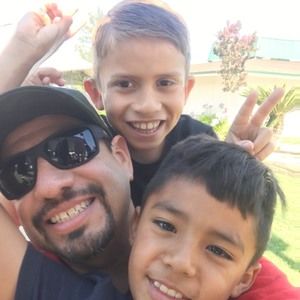 Meet your Posher, Ray